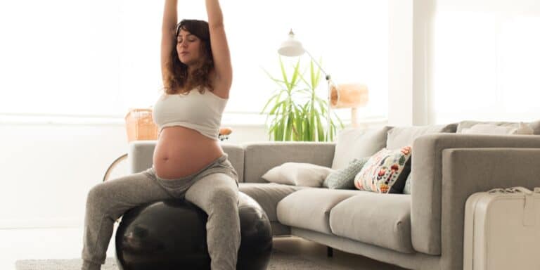 Ako pomáha Gravid joga - tehotenská joga v príprave na pôrod?