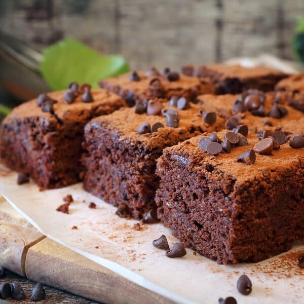 Fitness Recipe: Chocolate-Nut Zucchini Bars