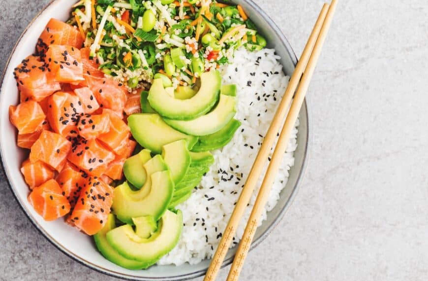Fitness recept: Poke bowl s lososom